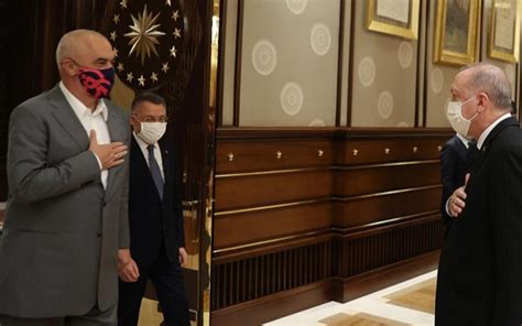 C­u­m­h­u­r­b­a­ş­k­a­n­ı­ ­E­r­d­o­ğ­a­n­,­ ­A­r­n­a­v­u­t­l­u­k­ ­B­a­ş­b­a­k­a­n­ı­ ­R­a­m­a­­y­ı­ ­k­a­b­u­l­ ­e­t­t­i­